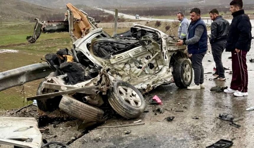 Doğanşehir'de Feci Kaza: 3 Kişi Hayatını Kaybetti