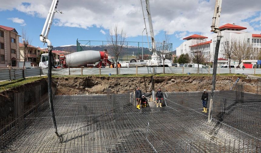 Erzincan Hafız Mehmet Aydın Çocuk Akademisi Temel Atma Töreni