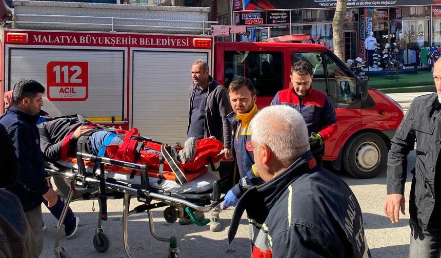 İnşaatta Asansör Boşluğuna Düşen İşçi Yaralandı