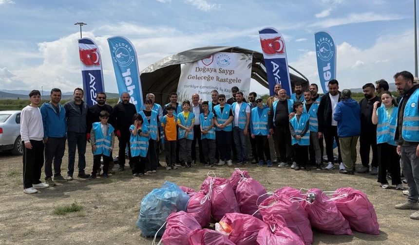 Kale'de Kıyılar Temizlendi
