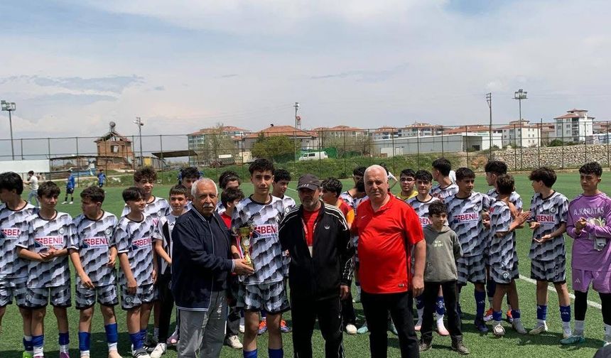 Malatya Fenerspor U-15'te Şampiyon Oldu