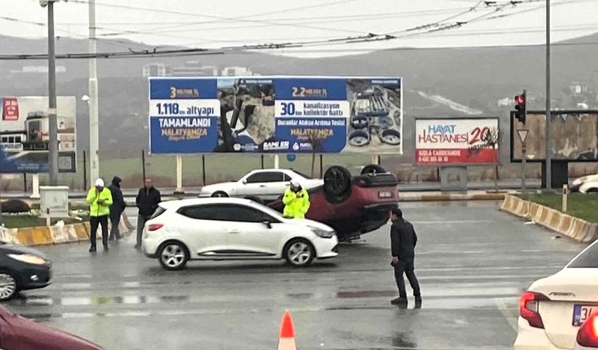Malatya'da İki Ayrı Trafik Kazası: 3 Kişi Yaralandı