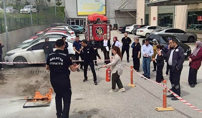 Yeşilyurt Hastanesi Personeline Yangın Eğitimi Verildi