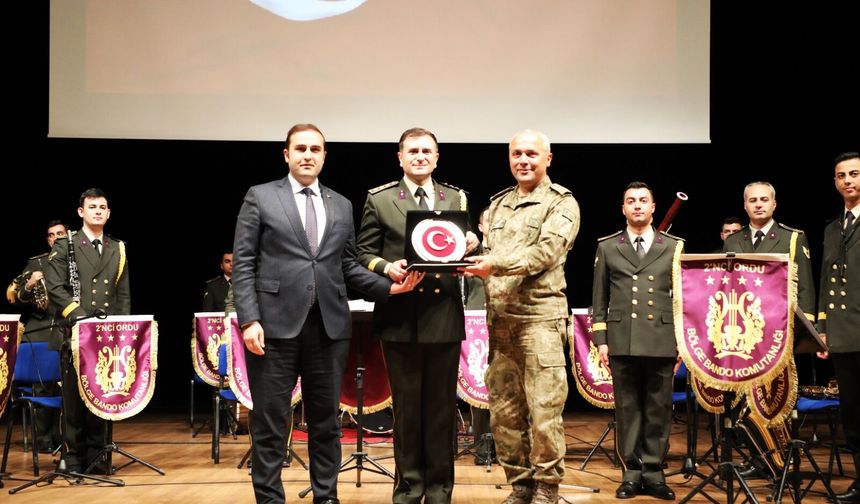 2. Ordu Bandosundan Muş Alparslan Üniversitesi'nde Coşkulu Konser