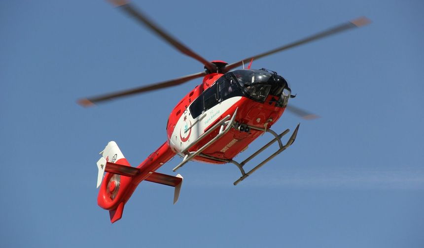 76 Yaşındaki Hasta Ambulans Helikopterle Malatya'ya Sevk Edildi