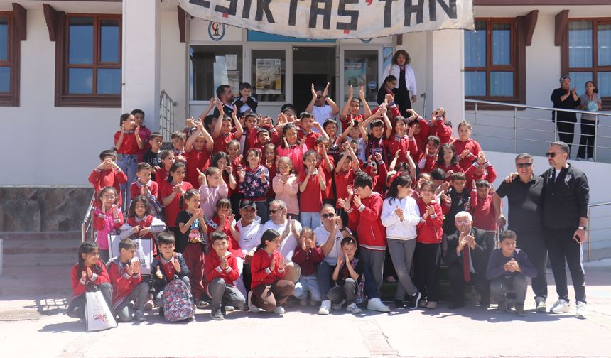 Beşiktaş Taraftarlarından Malatya'da Çocuklara Moral Desteği