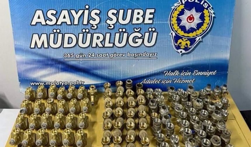 Çaldığı Tesisat Malzemeleriyle Yakayı Ele Verdi