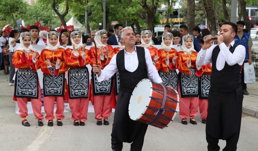 Gençlik Haftası Malatya'da Coşkuyla Başladı