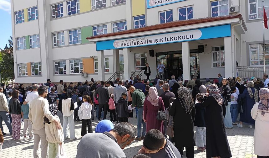 Malatya'da Hafızlık Projesine Yoğun İlgi: 1299 Öğrenci Sınava Katıldı