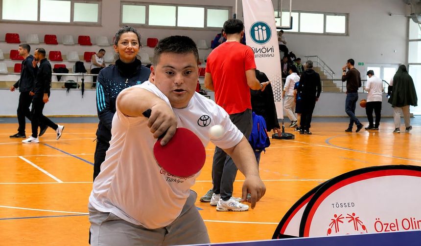 Malatya'da Sporun Kapsayıcı Gücüyle Özel Sporcular Sahada İz Bıraktı