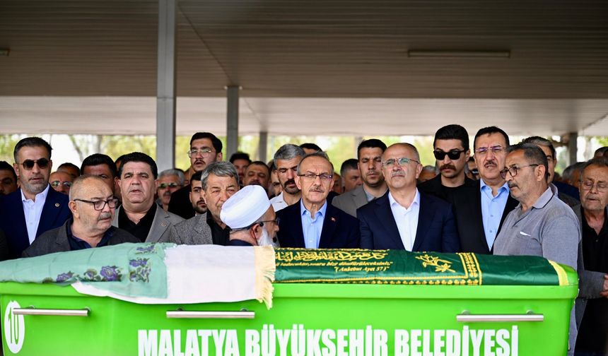 MHP'li Mehmet Fendoğlu'nun Acı Günü: Annesi Son Yolculuğuna Uğurlandı