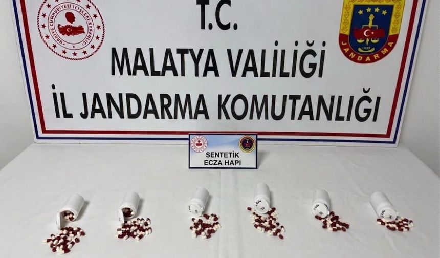 Uyuşturucu Haplarla Yakalandı, Tutuklandı