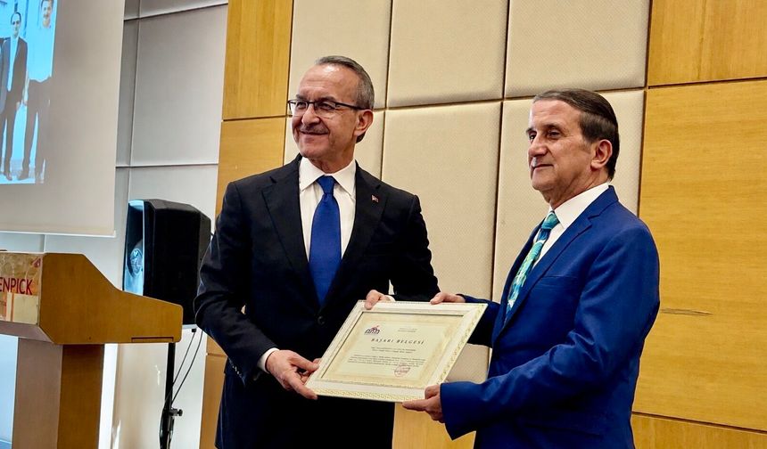 Valilikte Uzun Yıllar Görev Yapan Kılıç'a Duygusal Veda