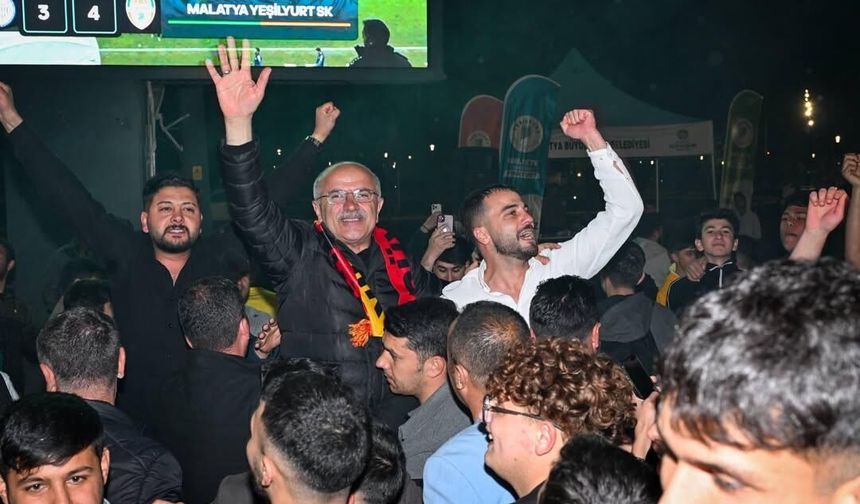 Yeşilyurtspor'un Finale Yükselmesi Malatya'yı Sokağa Döktü