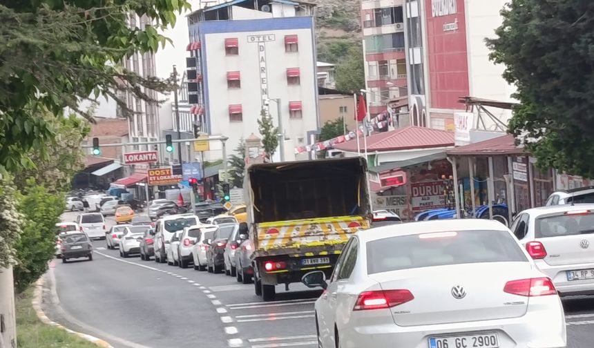 Yollarda Bayram Yoğunluğu Yaşanıyor