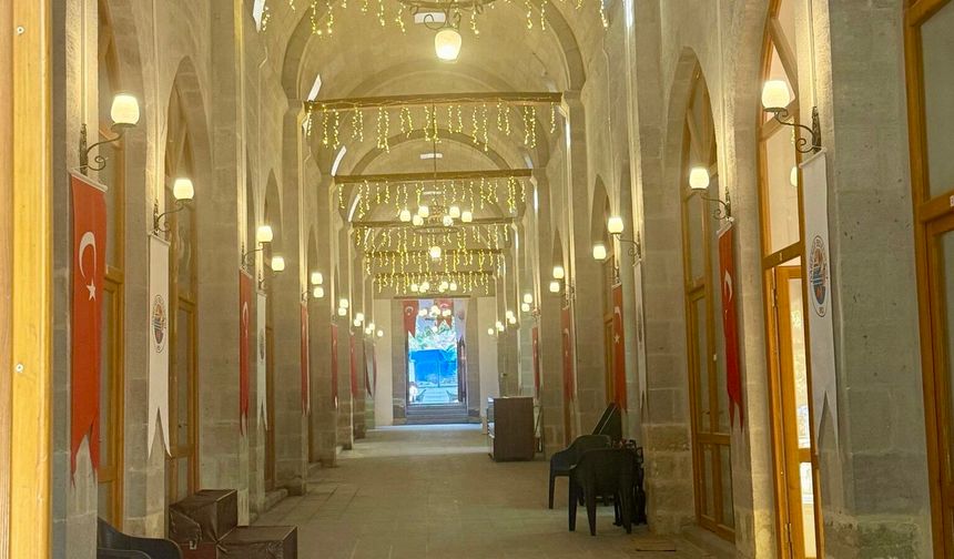 500 Yıllık Tarihi Bedesten Kadın Girişimcilerle Yeniden Hayat Buluyor