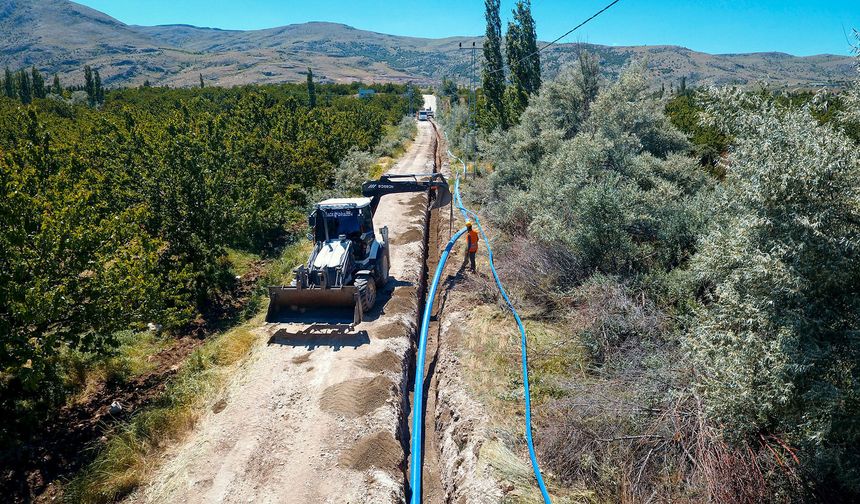 Akçadağ Ören Mahallesi'nde 26 Kilometrelik İçme Suyu Hattı Yenileniyor