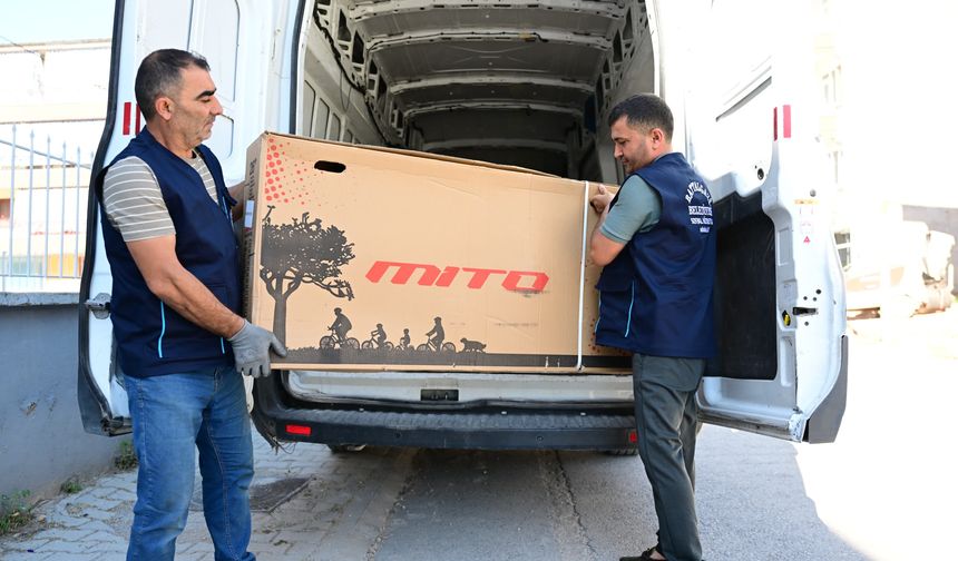Başarılı Öğrencilere Karne Sürprizi