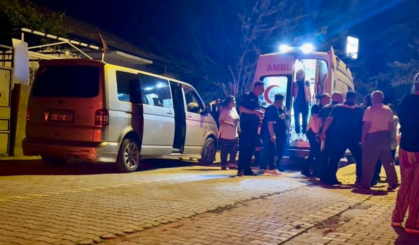 Çavuşoğlu'nda Ev Baskını Sonrası Kavga: 3 Yaralı