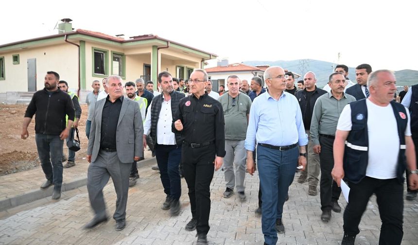 Doğanşehir Adeta Yeniden İnşa Ediliyor: Vali Yavuz ve Beraberindeki Heyetten Dev Çıkarma!