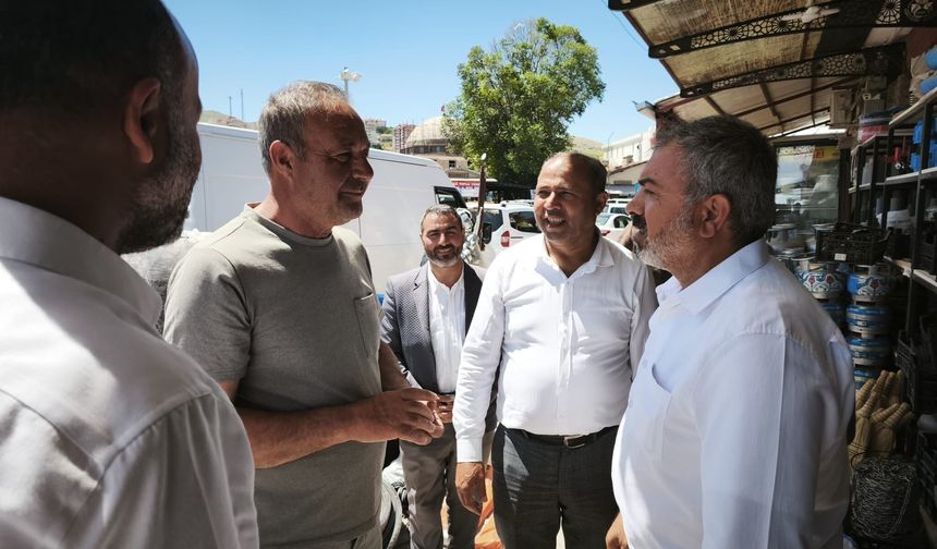 HÜDA PAR Heyeti Akçadağ'da Esnafın Nabzını Tuttu