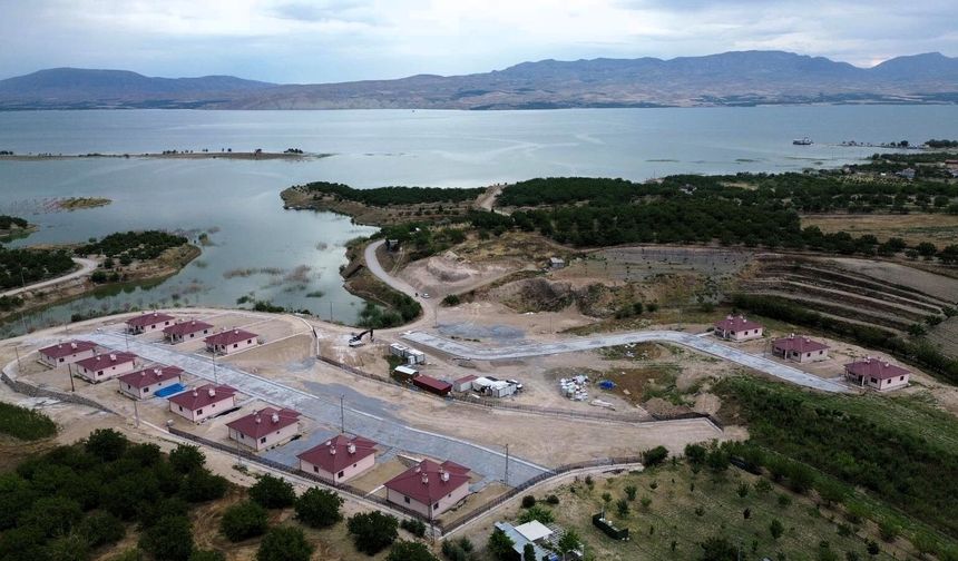 Kırsalda Yeni Yaşamın Adresi Battalgazi: Kadıçayırı Mahallesi Görenleri Hayran Bırakıyor