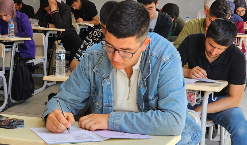 Malatya Büyükşehir Belediyesi 507 Öğrenciyi YKS'ye Hazırladı