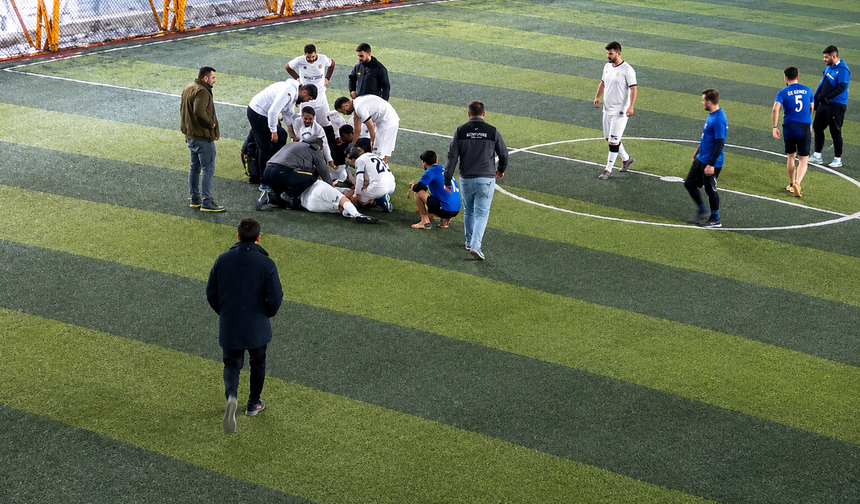 Malatya'da Halı Sahada Hayat Kurtaran Müdahale