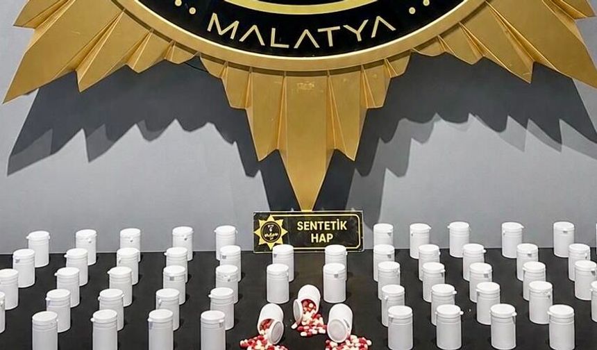 Uyuşturucu Operasyonunda 3 Bin 892 Hap Ele Geçirildi