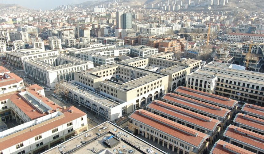 Yeni Çarşıya Estetik ve Düzen Ayarı