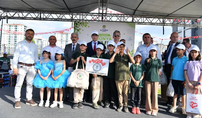 Yeşilyurt'ta Çevre Bilinci Ödüllendirildi