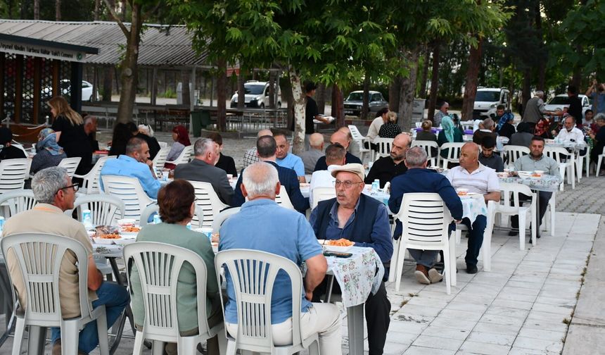 Zeynel Abidin Vakfı'nda Muharrem İftarı