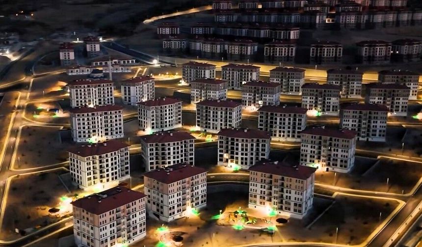 Akoğuz'da Bin 740 Konutun Anahtar Teslimi Başlıyor