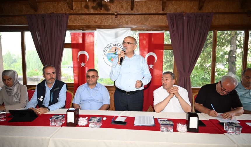 Başkan Er, Darende'de Muhtarların Taleplerini Dinledi