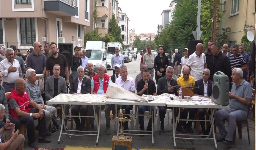 Erenler Cemevi'nde Muharrem Ayı Dolayısıyla Aşure ve Lokma Etkinliği Düzenlendi