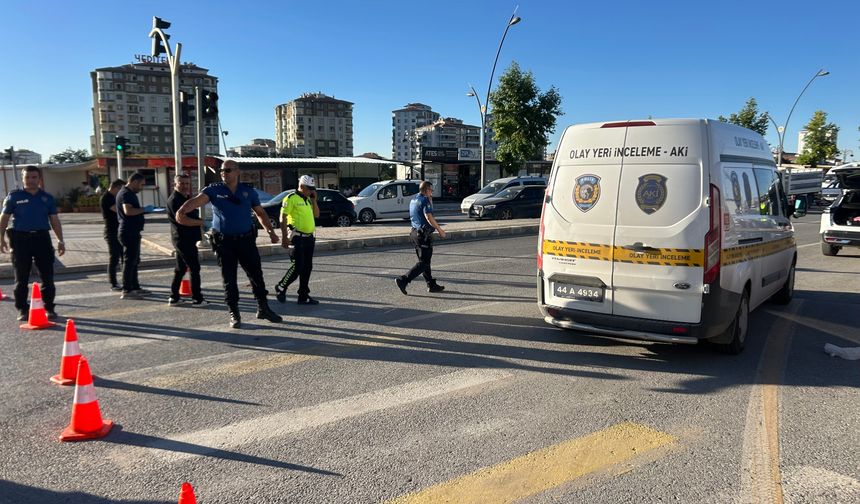 Yaya Geçidinde Feci Kaza: 49 Yaşındaki Kadın Hayatını Kaybetti