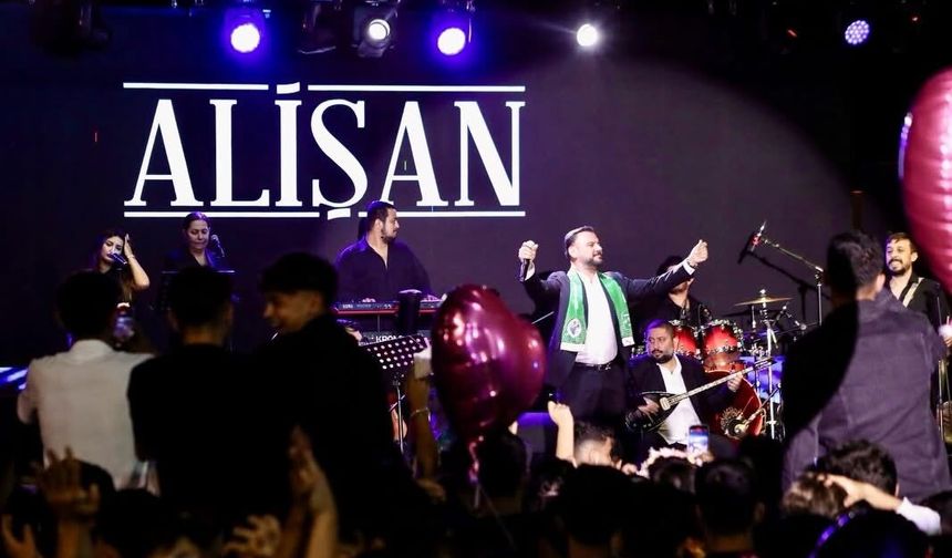 Yağmur Dinmedi, Darende Alişan'la Coştu