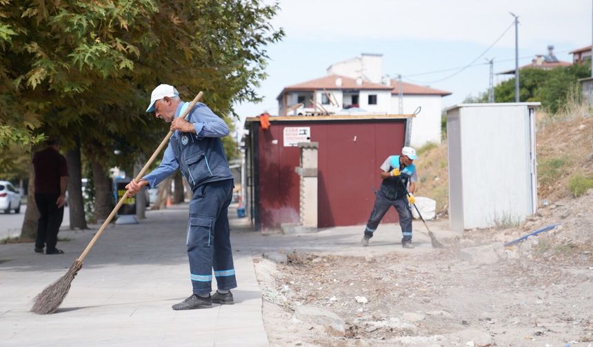 Konteynerlerin Kaldırıldığı Alanlarda Temizlik Çalışması