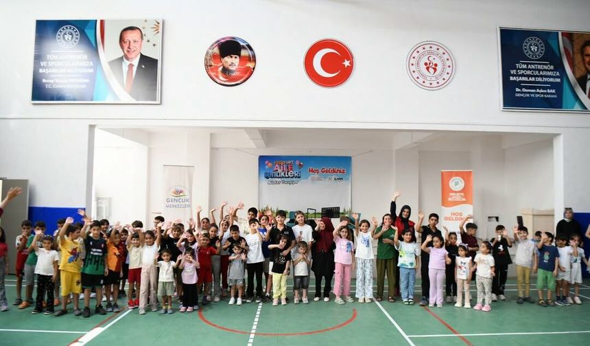 Yeşilyurt Aile Şenlikleri Melekbaba'da Coşku ve Neşeyle Gerçekleştirildi