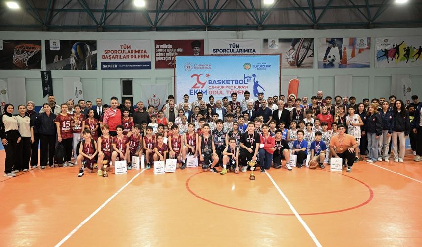 29 Ekim Cumhuriyet Kupası Sahiplerini Buldu