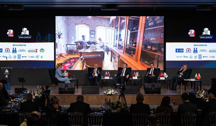 Başkan Er 'Şehrimizin Geleceğini Sanayi, Turizm ve Alt Yapısıyla Daha Da Güçlendiriyoruz'