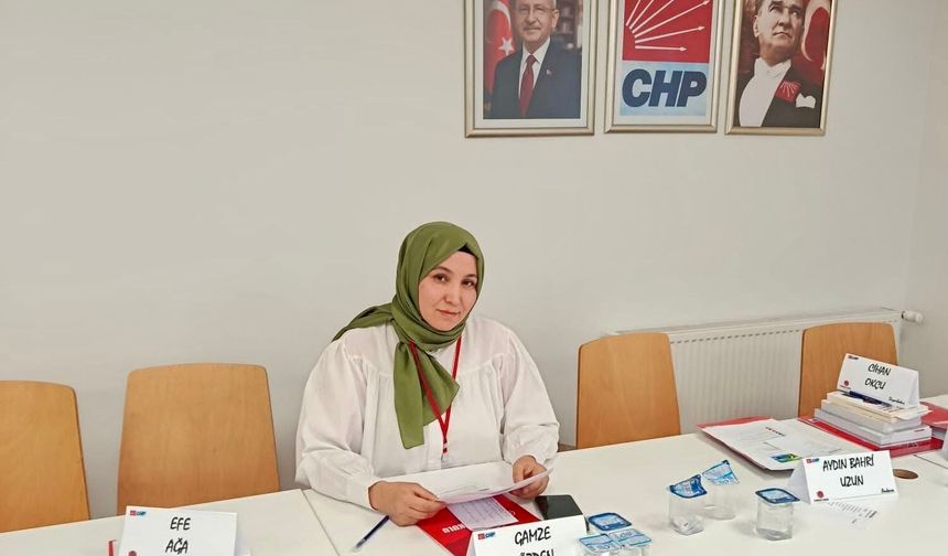 CHP Malatya'da İstifa: İl Başkan Yardımcısı Özden Görevinden Ayrıldı