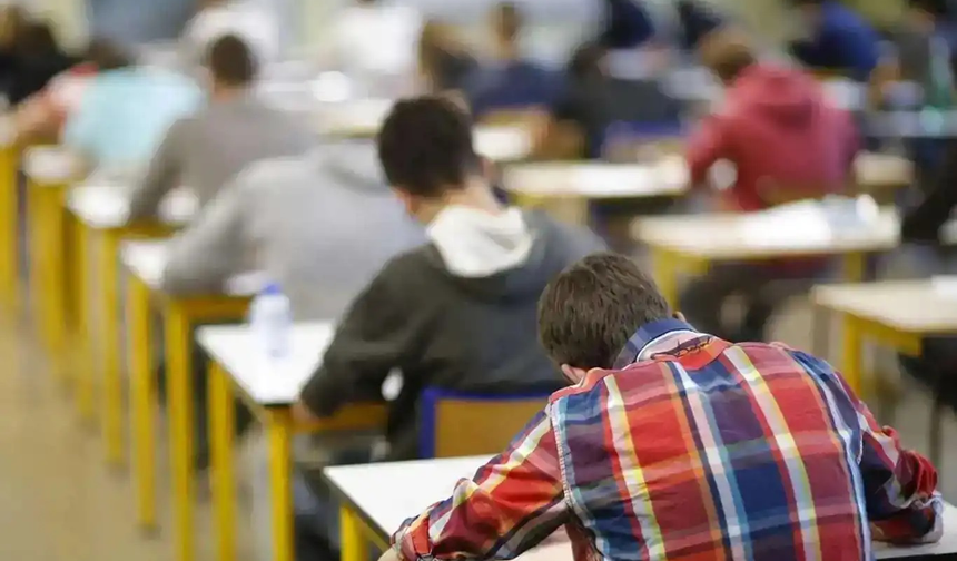 KPSS'ye 2 Milyon 985 Bin Aday Katılacak