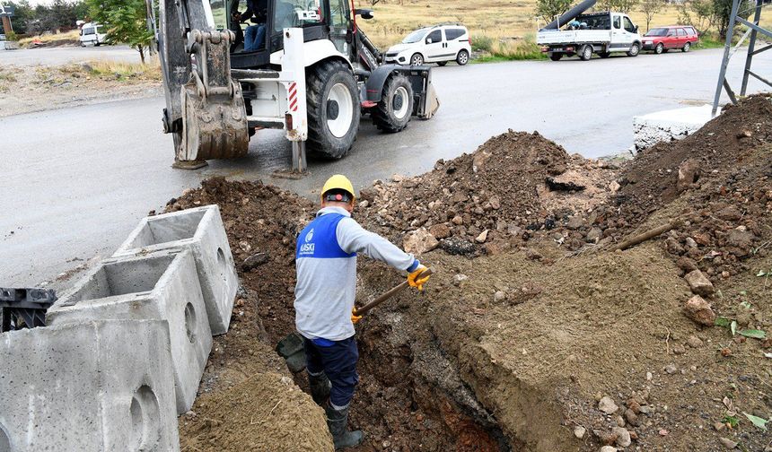 Malatya'da Sağanak Öncesi MASKİ'den Mazgal Mesaisi