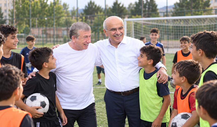 Malatya'da Tanju Çolak Futbol Akademisi Kuruluyor