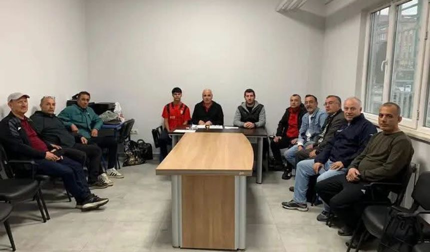 Malatya'da U17 Ligi Heyecanı Başlıyor: 18 Takım Şampiyonluk İçin Yarışacak!
