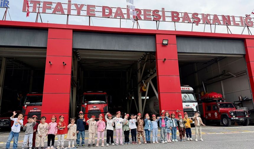Minik Öğrenciler İtfaiyeciliği Yerinde Öğrendi
