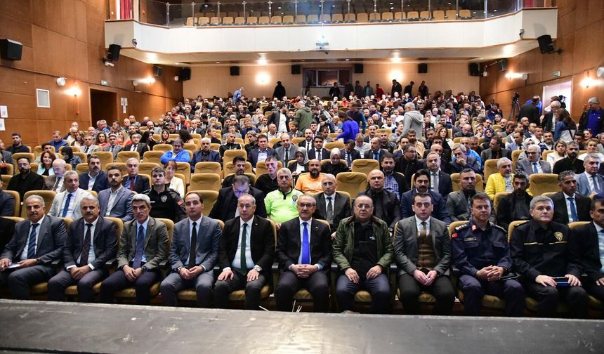Okullarda Güvenlik Seferberliği: Vali Yavuz'dan Ailelere Ve Eğitimcilere Çağrı