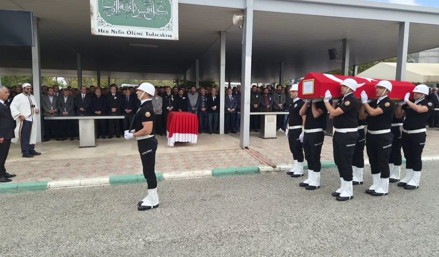 Sinop'ta Hayatını Kaybeden Polis Memuru Malatya'da Son Yolculuğuna Uğurlandı
