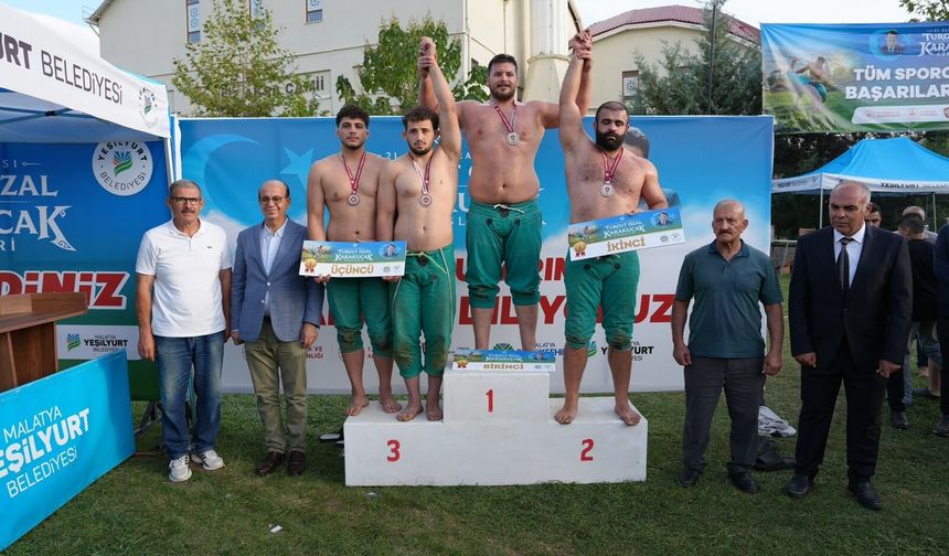 Turgut Özal Güreşlerinde Başpehlivan Kılıçsallayan Oldu